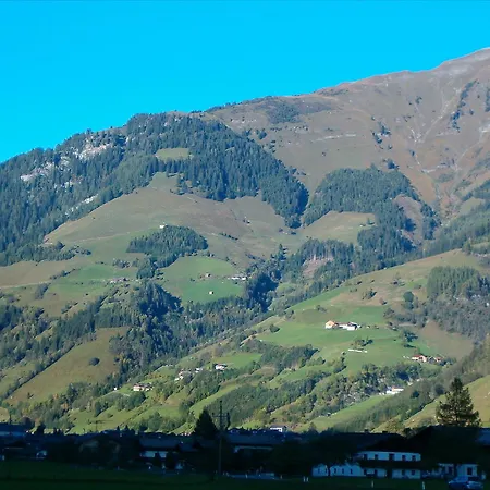 Pensjonat Haus Erna Rauris