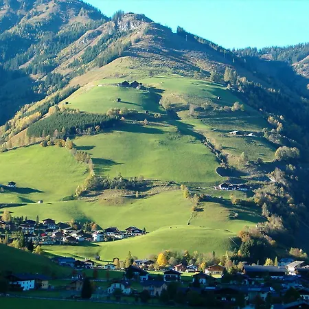 Pensjonat Haus Erna 4*