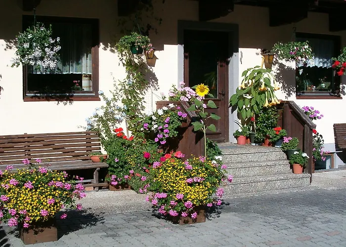 Haus Erna Раурис